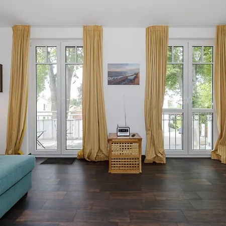 Antonia Whg_ 8 _seestern_ *